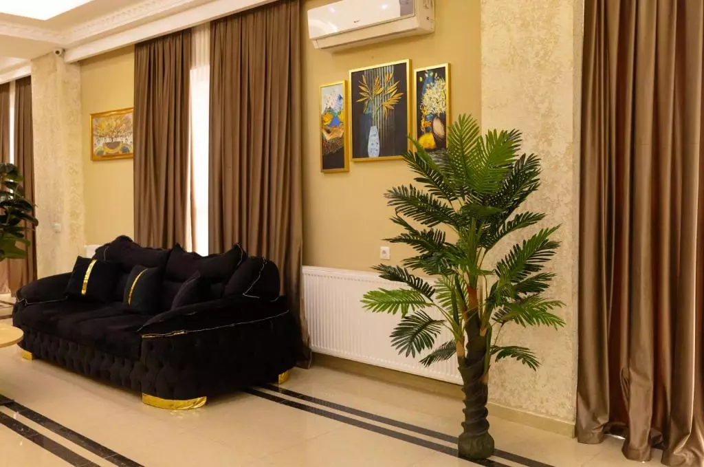 Hotel Grand Palace